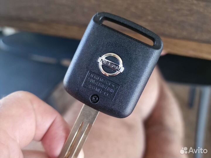 Ключ зажигания Nassan
