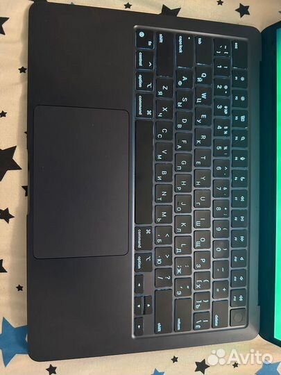 Продается ноутбук Mac Book Air на чипе M2 512gb