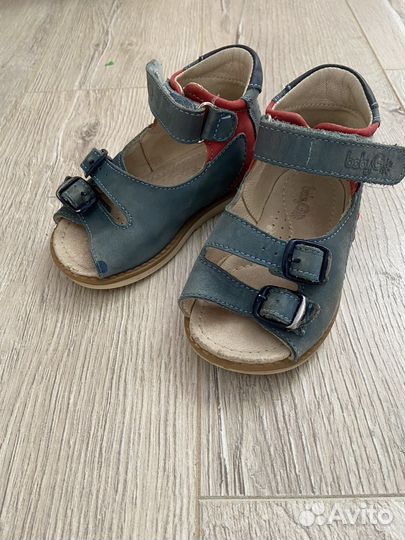 Сандалии