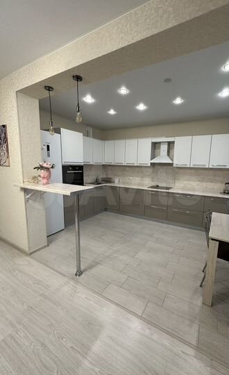 2-к. квартира, 69,7 м², 13/26 эт.