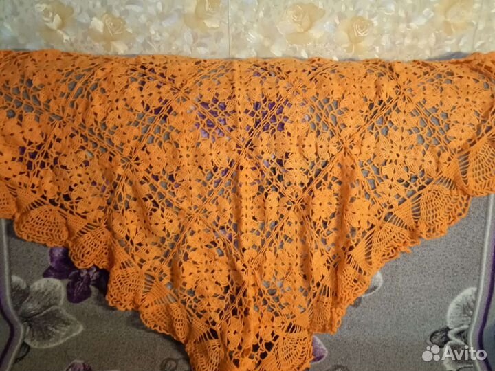 Шаль ручной работы