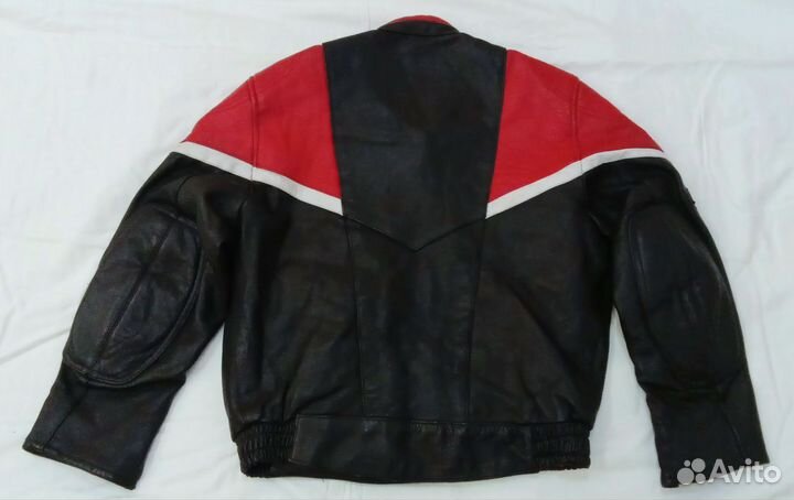 Мотокуртка кожаная размер 48-50