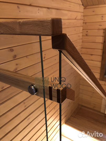 Лестница из натурального дерева