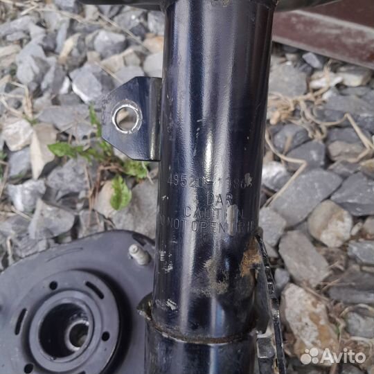 Амортизаторы Тойота Королла 120 перед