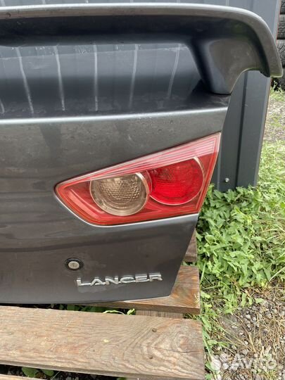 Крышка багажника Mitsubishi Lancer 10 X