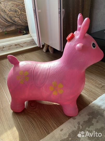 Олень прыгун игрушка
