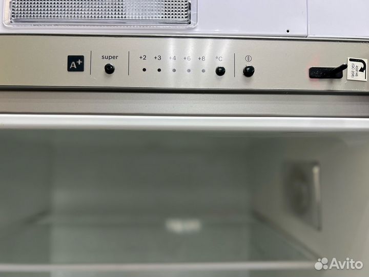 Холодильник Bosch KGV39Z45