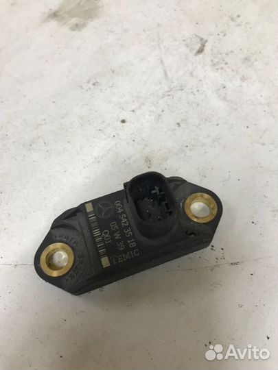 Датчик ускорения Mercedes-Benz S-Class W220