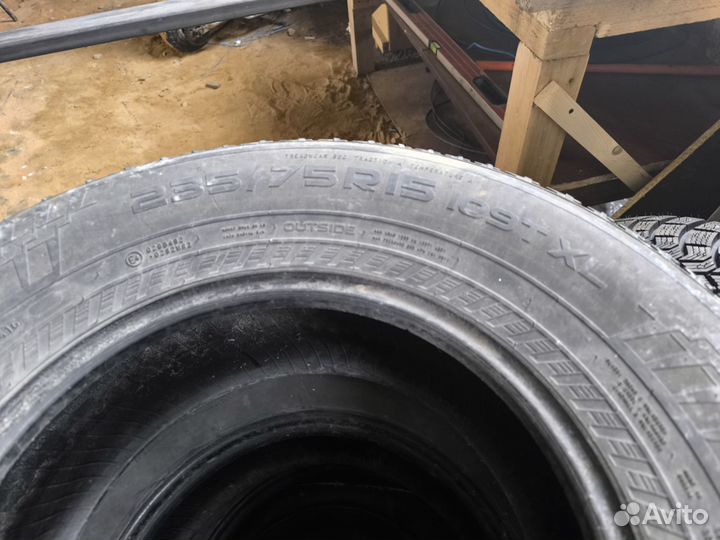 Nokian Tyres Hakka Black SUV 235/75 R15