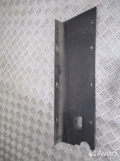 Накладка торпедо DAF 1649840