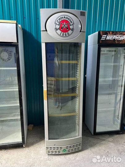 Шкаф холодильный 60 х 61 х 210 см бу