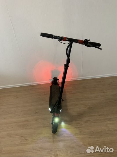 Kugo x 1. Самокат взрослый электрический