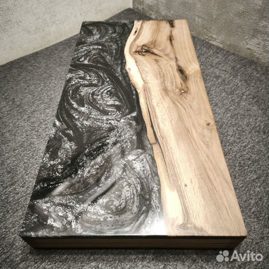 Нарды ручной работы из дерева и эпоксидной смолы