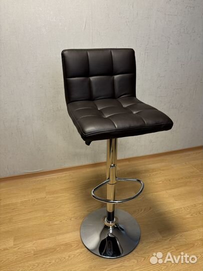 Барный стул