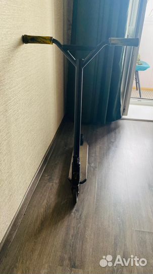 Трюковой самокат tech team duker 101