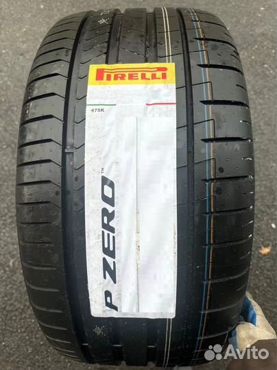 Pirelli P Zero PZ4 285/35 R21 и 255/40 R21