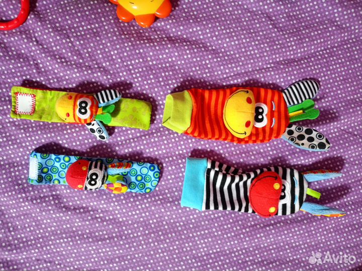 Развивающие игрушки пакетом