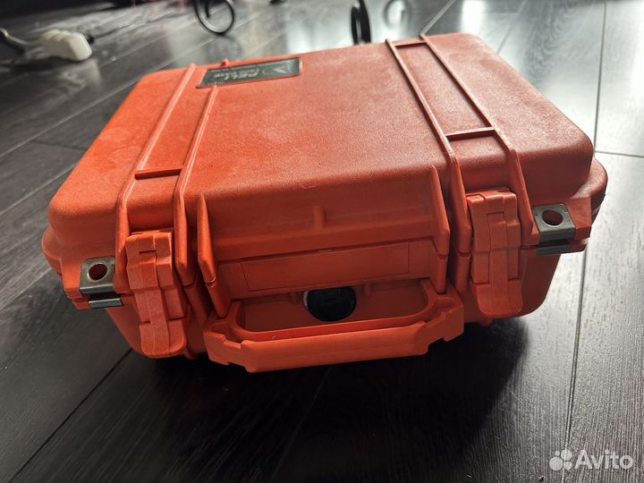 Новый защитный кейс Peli оранж с поропластом 1400