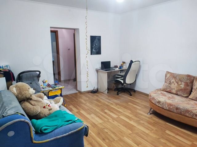 3-к. квартира, 70 м², 1/3 эт.