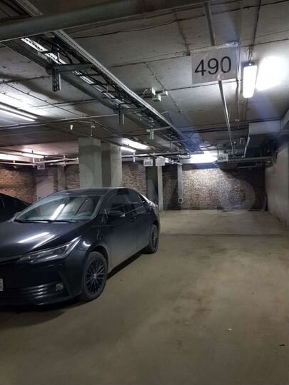 Машиноместо, 16 м²