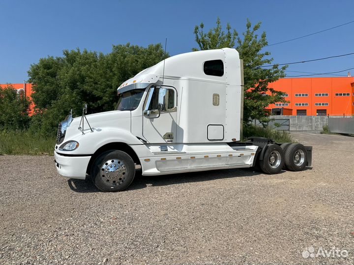Freightliner Columbia, 2004