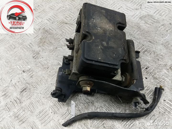 Блок ABS (Модуль абс) б/у Suzuki Grand Vitara (2005-2015) X2T37572M, 64J0