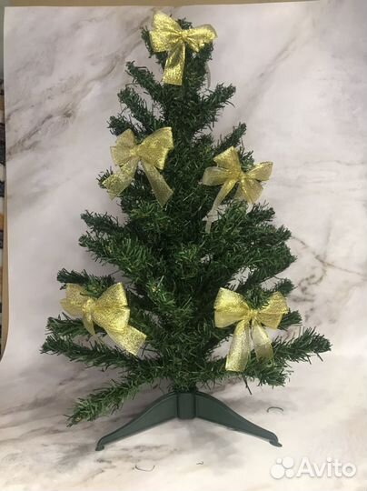 Новогодние бантики на елку