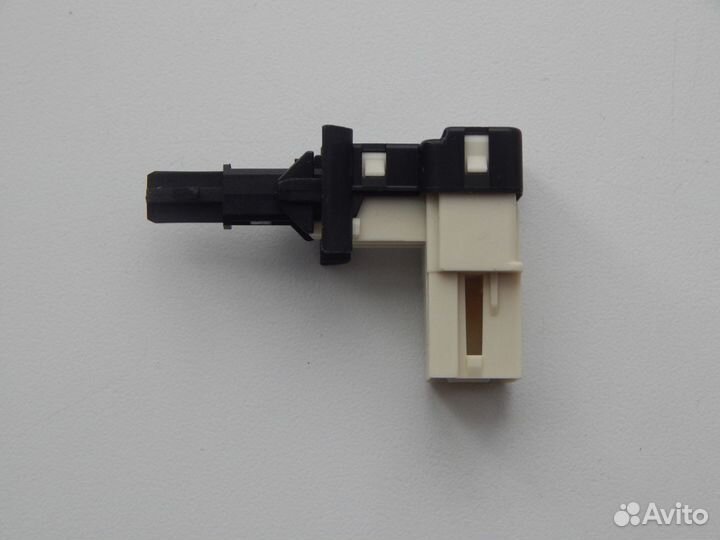 Кнопка сетевая пмм Beko арт. 1732090100