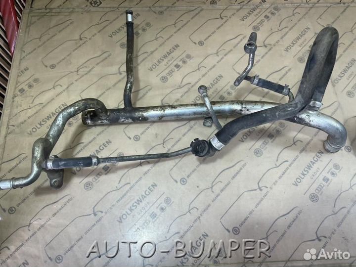 Volvo XC90 2002- Патрубок отопителя