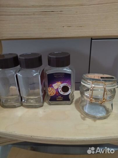 Банки из-под кофе, пакетом