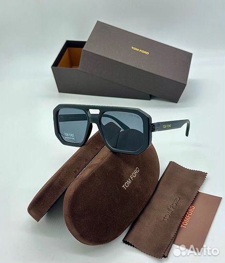 Солнцезащитные очки женские Tom Ford