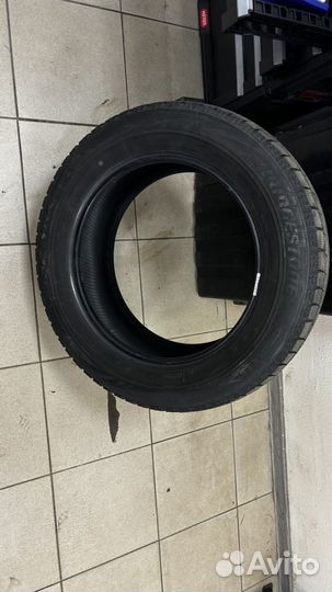 Bridgestone ST20 205/60 R16 92Q