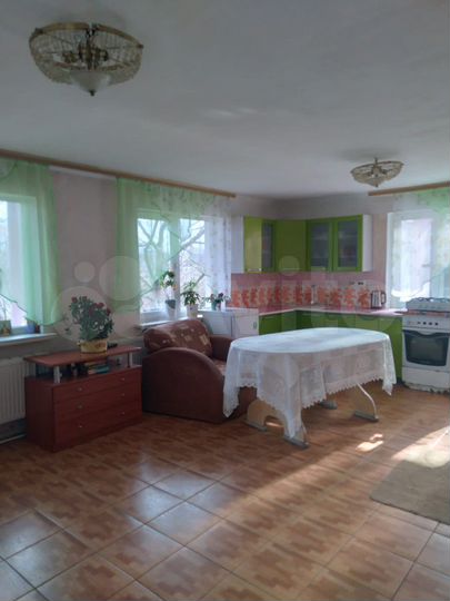 Дом 206 м² на участке 6 сот.