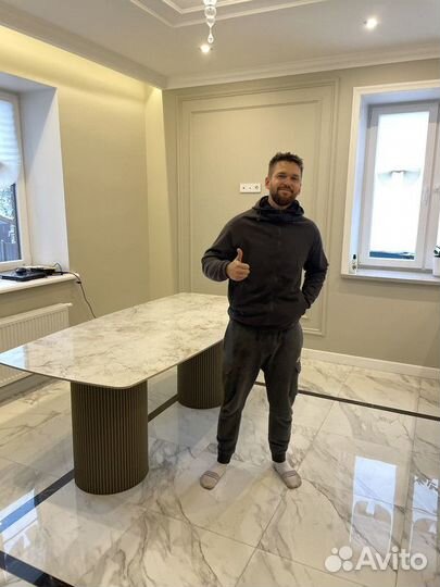 Стол для кафе, ресторана, бара из керамогранита