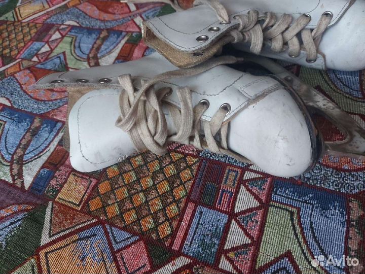 Коньки фигурные кожаные детские