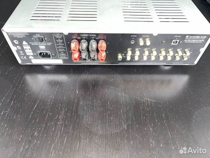 Усилитель Cambridge Audio Azur 651a