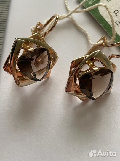 Золотые серьги