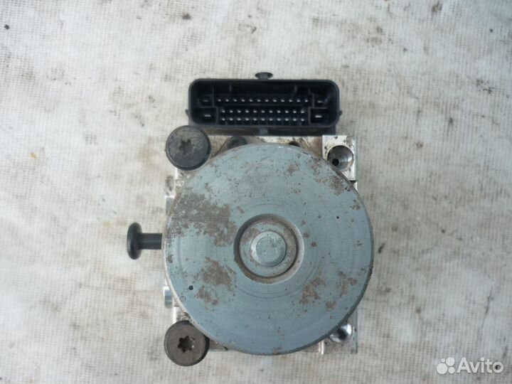 Блок ABS Kia Ceed 2 JD G4FG 1.6 л