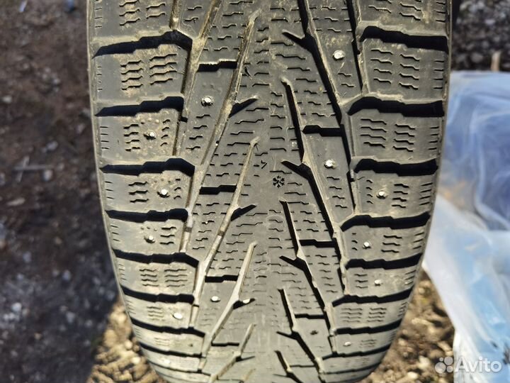 Nokian Tyres Hakkapeliitta 7 SUV 235/60 R18