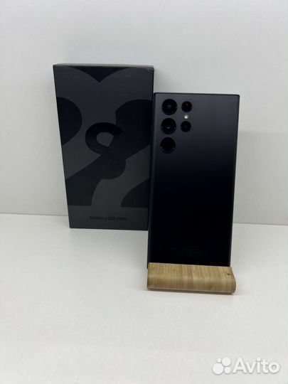 Samsung Galaxy S22 Ultra, 8/128 ГБ