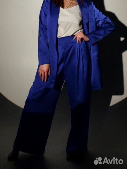 Брючный костюм женский 42 44