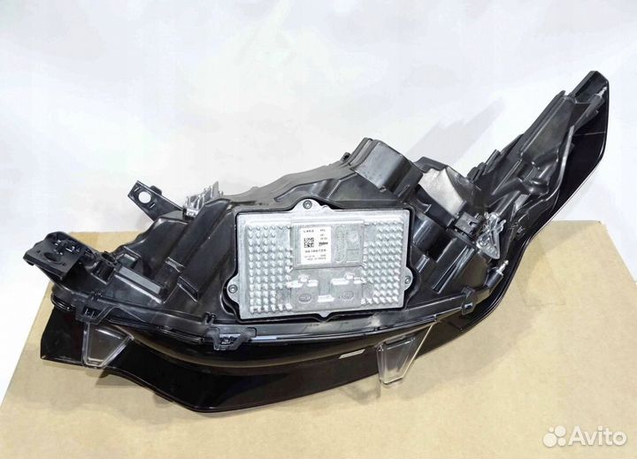 Land rover discovery 5 V фара правая новая