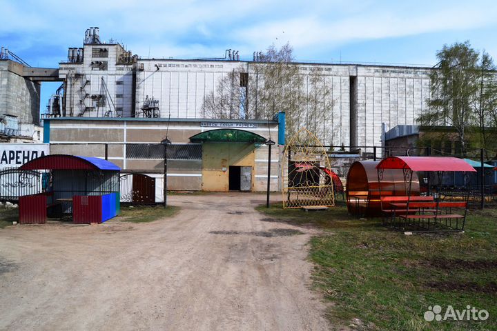 Продается произв-торг. база на красной линии