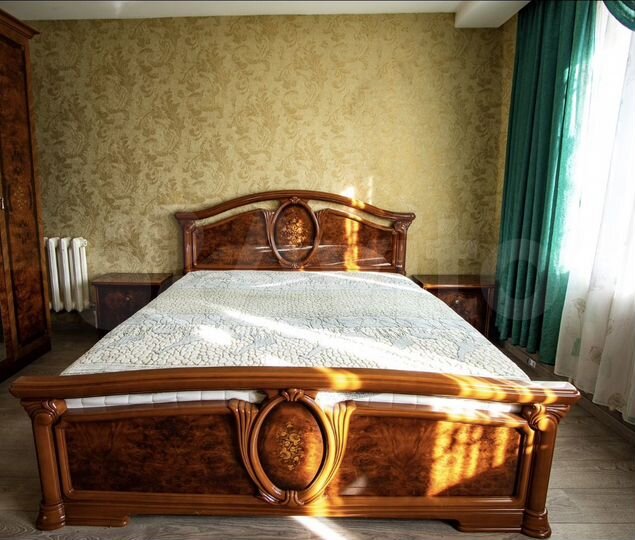 Дом 205 м² на участке 6,9 сот.