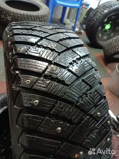 Goodyear Ultragrip Ice Arctic 195/60 R15 88T