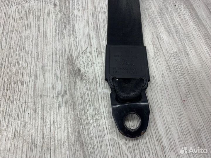 Ремень безопасности с пиропатроном передний Audi