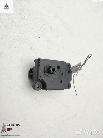 Моторчик заслонки печки Peugeot 407 2005 19E616