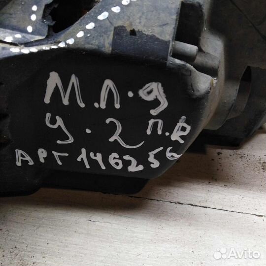 Фара правая Mitsubishi Lancer 9 дефект тёмное отра