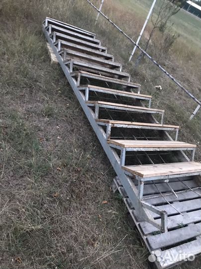 Лесница продам