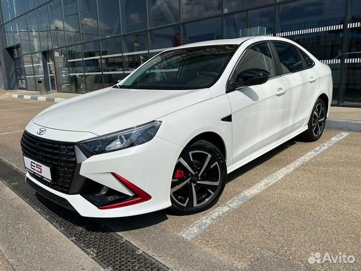 Kaiyi E5 1.5 CVT, 2023